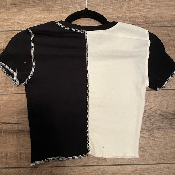 Garage Baby Tee Black and White - Picture 4 of 4